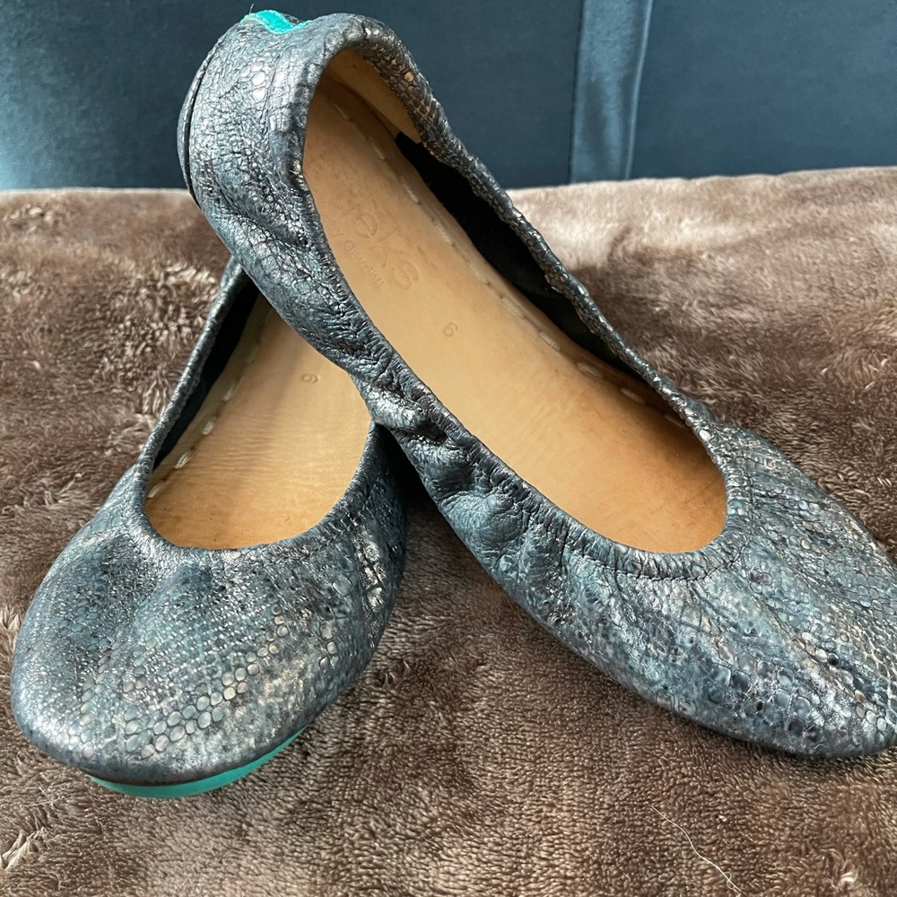 TIEKS Drago - Size 6